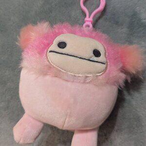 Caparinne  big foot squishmallow clip